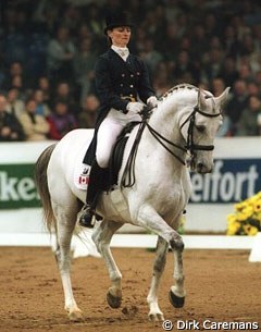 Gina Smith and Fledermaus at the 2000 World Cup Finals :: Photo © Dirk Caremans