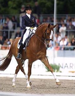 Nadine Capellmann and Farbenfroh at the 2001 CDIO Aachen :: Photo © Arnd Bronkhorst