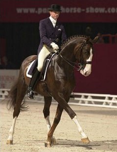 Jan Brink and Bjorsells Briar at the 2001 CDI-W Paris :: Photo © Dirk Caremans