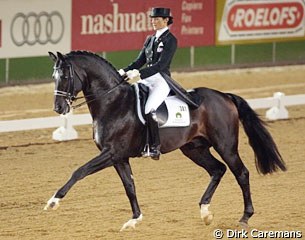 Coby van Baalen and Welt Hit II at the 2001 CDI Zuidlaren