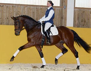 Nicole Casper aboard Royaldik