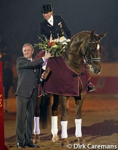 Ulla Salzgeber wins the 2002 World Cup Finals in 's Hertogenbosch