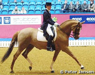 Fiona Bigwood on Habana at the 2003 CDI Aarhus :: Photo © Peter Jensen