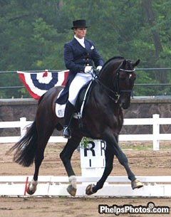 Leslie Morse and Kingston win the 2003 U.S. Dressage Championships :: Photo © Phelpsphotos.com