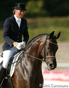Kathrin Meyer zu Strohen on Poetin at the 2003 World Young Horse Championships :: Photo © Dirk Caremans