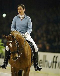 Christa Laarakkers and Luzelma at the 2003 Zwolle International Stallion Show :: Photo © Dirk Caremans