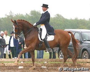Hasse Hoffmann on Mistral Hojris :: Photo © Ridehesten.com