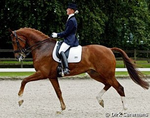 Adelinde Cornelissen and Parzival at the 2004 Dutch Outdoor Championships :: Photo © Dirk Caremans