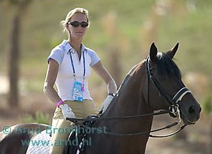 Imke Schellekens-Bartels on Lancet :: Photo © Arnd Bronkhorst