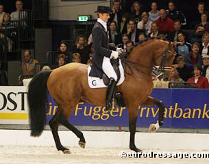 Gal and Lingh at the 2004 World Cup Finals