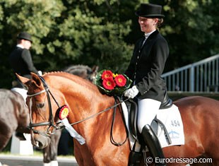 Reserve Bundeschampions Isabel Bache on Funny Girl