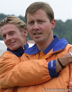 Team building amongst the Dutch: Group hug! Edward Gal and Sven Rothenberger