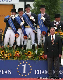 The team gold medal winning Germans: Ann Kathrin Linsenhoff, Heike Kemmer, Klaus Husenbeth, Hubertus Schmidt and chef d'equipe Holger Schmezer