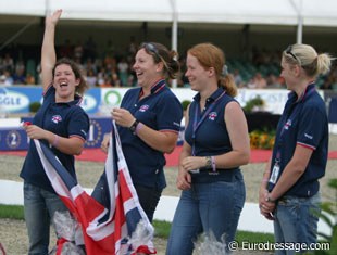 British grooms at the 2005 European Championships in Hagen, Germany :: Photos © Astrid Appels