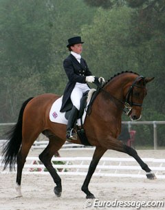 Sarah Millis and O'Neill at the 2005 CDIO Saumur