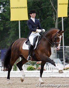Nicole Kochskämper and Polarzauber at the 2005 CDN Verden :: Photo © Astrid Appels