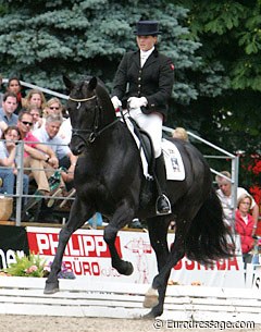 Carola Koppelmann on Insterburg :: Photo © Astrid Appels