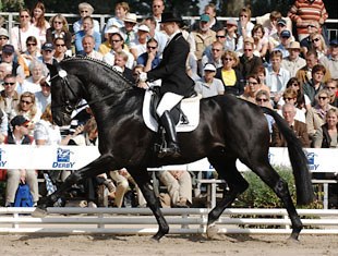 Jana Freund with Dramatic at the 2006 Bundeschampionate