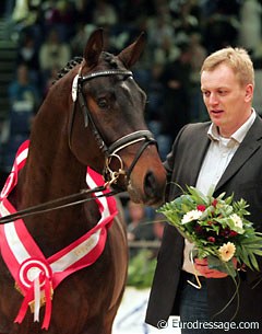 Esben Möller with 2006 Danish Licensing Champion Schufro Hit :: Photo © Astrid Appels