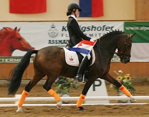 Kimberley de Jongh on Brummerhoeve's Boss