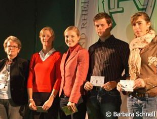 Three Young Dressage Riders (and one jumper, Jens Hofrogge) are moving on to "real" life now: Marion Engelen, Caroline van der Linde and Bianca Lüttgens with their chef d'equipe Heidi van Thiel.