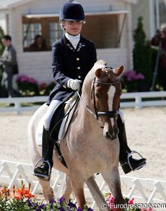 Maria van den Dungen on Milkshake :: Photo © Astrid Appels