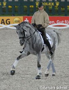 Andreas Helgstrand training Matine in the rain