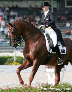 Kristy Oatley and Quando Quando at the 2006 World Equestrian Games :: Photo © Astrid Appels