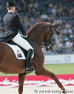 Australian Kristy Oatley-Nist on Quando Quando at the 2006 World Equestrian Games :: Photo © Astrid Appels