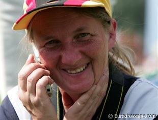 Eurodressage's German correspondent Barbara Schnell on the phone