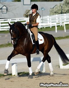 Elizabeth Austin on Olivier (by Idocus) :: Photo © Mary Phelps