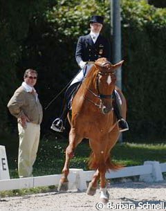 Nadine Capellmann being trained by Holger Schmezer