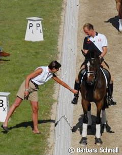 Ulla Salzgeber coaching Frank Freund on Kelly Layne's Amoucheur