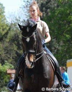 Louisa Luttgen on the Hanoverian Habitus (by Hohenstein)