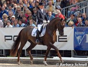 Helen Langehanenberg and Furst Khevenhuller at the 2007 Bundeschampionate :: Photo © Barbara Schnell