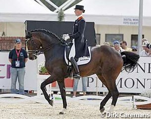 Grand Prix Special bronze for Imke Schellekens-Bartels on Sunrise