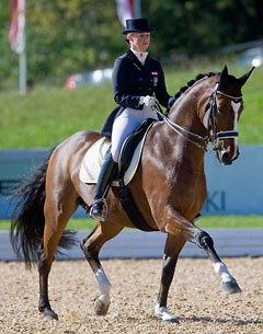 Victoria Max-Theurer and Falcao at the 2007 CDI Fritzens