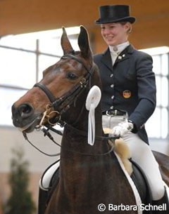 Lydia Camp & Magic Old Time: Look at those Trakehner ears!