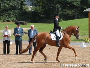 Jana Freund on Le Petit Charmeur