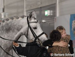 Christin Schütte won the Young Riders' "Preis der Zukunft" on Hohenstaufen (a Hanoverian by the Trakehner stallion Hohenstein) -- and was overjoyed