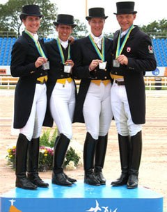 The silver medal winning 2007 Canadian Pan Am team