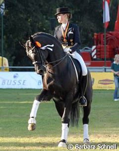 Theresa Wahler and Latimer win bronze at the 2007 German Young Riders Championships