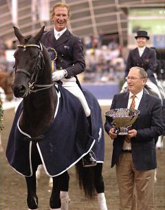 Heath Ryan and Regardez Moi win in Sydney