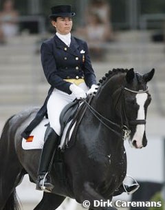 Beatriz Ferrer-Salat on Faberge (by Falkland) :: Photo © Dirk Caremans