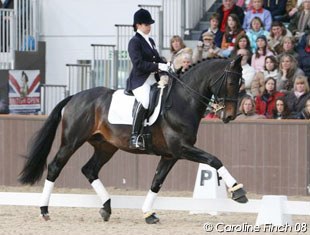 Gemma Green and Showtime :: Photo © Caroline Finch