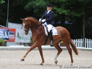 Insa Hansen on PSI horse Wyllow L