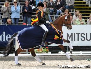 6-year old champion: Carrie WE under Leonie Richter