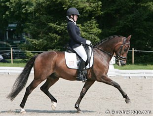 Julie van Olst on Haasendonck's Sultan at the 2008 European Pony Championships :: Photo © Astrid Appels