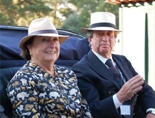 FEI Dressage Committee chairman Mariette Withages and event director Jorge Avilez