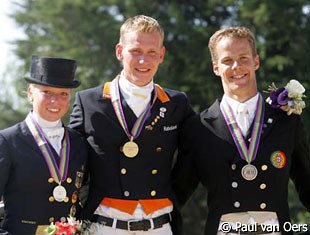 The Young Riders Kur podium: Kirsten Sieber, Diederik van Silfhout, Francisco Boaventura Freire